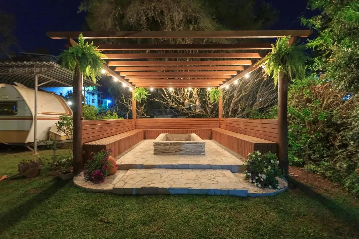 Professional deck construction in Las Vegas with wood and composite materials for desert homes